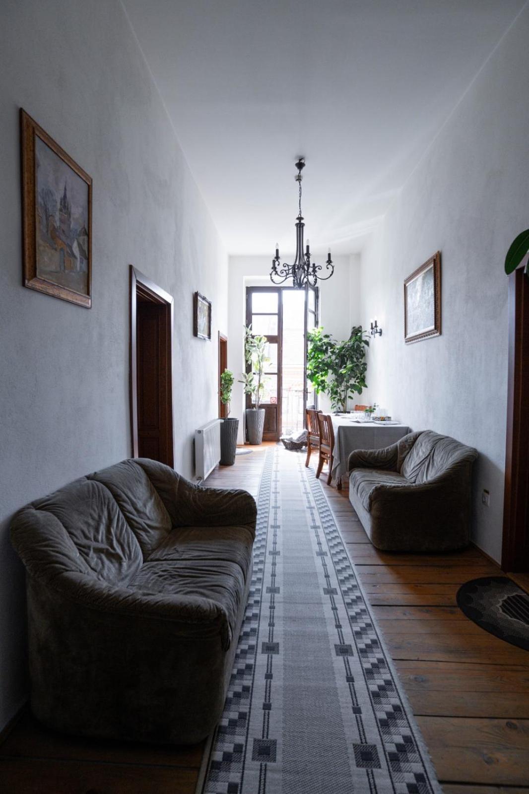 Pensiunea Gasthaus Alte Post Sighişoara Exteriör bild